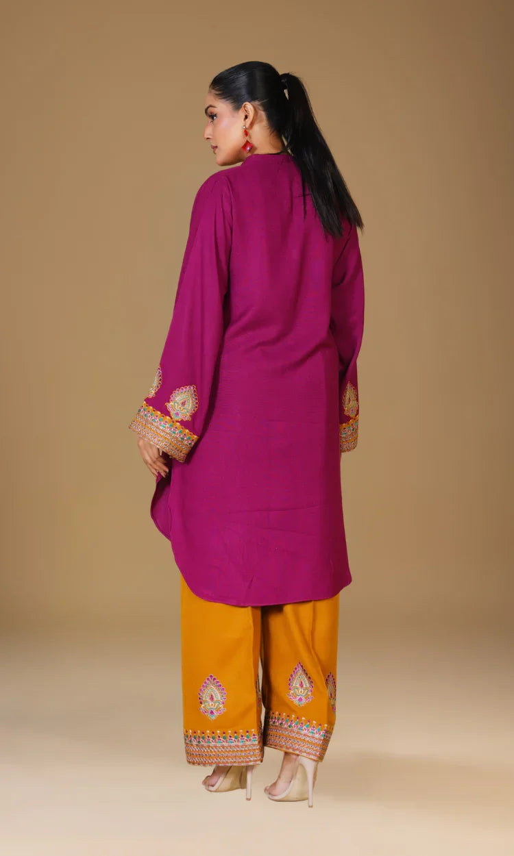 PW03-Peach Wool Magenta with Mustard Tarka