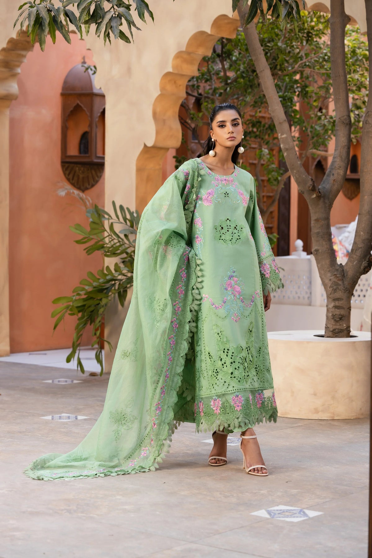 Zamurd – A Timeless Mint Green Elegance Pret
