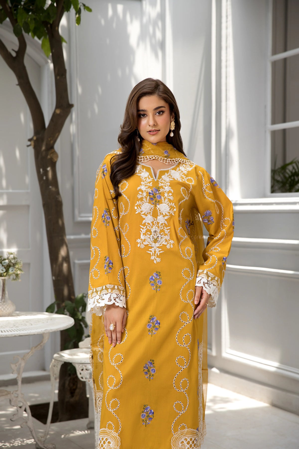 Kaisar – 3PC Pret Embroidered Lawn