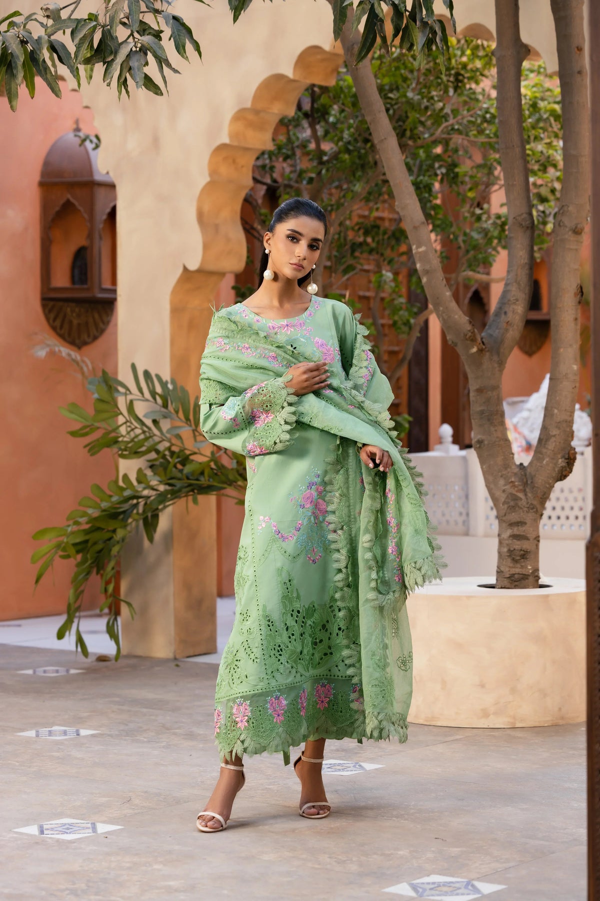 Zamurd – A Timeless Mint Green Elegance  Pret