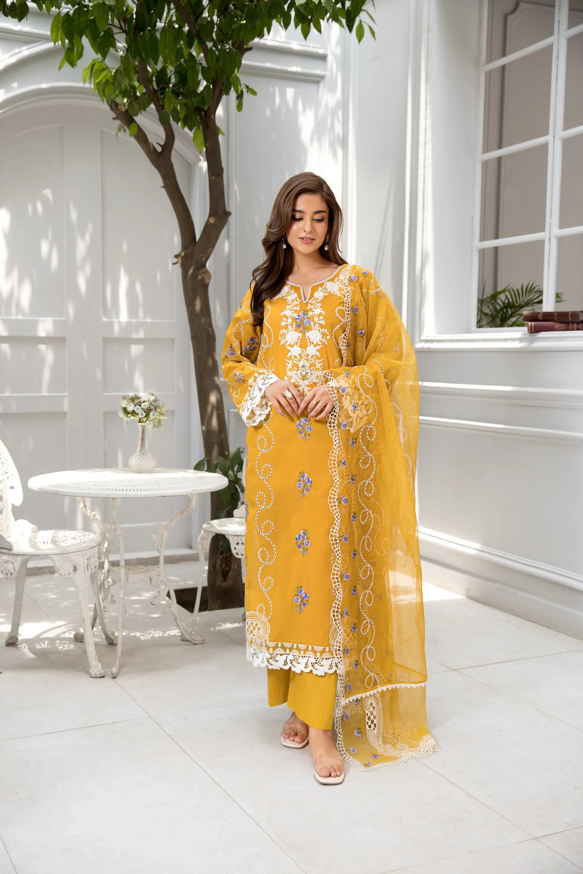 Kaisar Afiay Exclusive Pret
