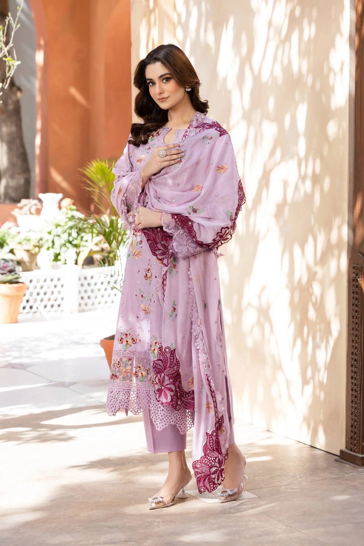 Gul e Kasni Timeless Elegance in Soft Lilac