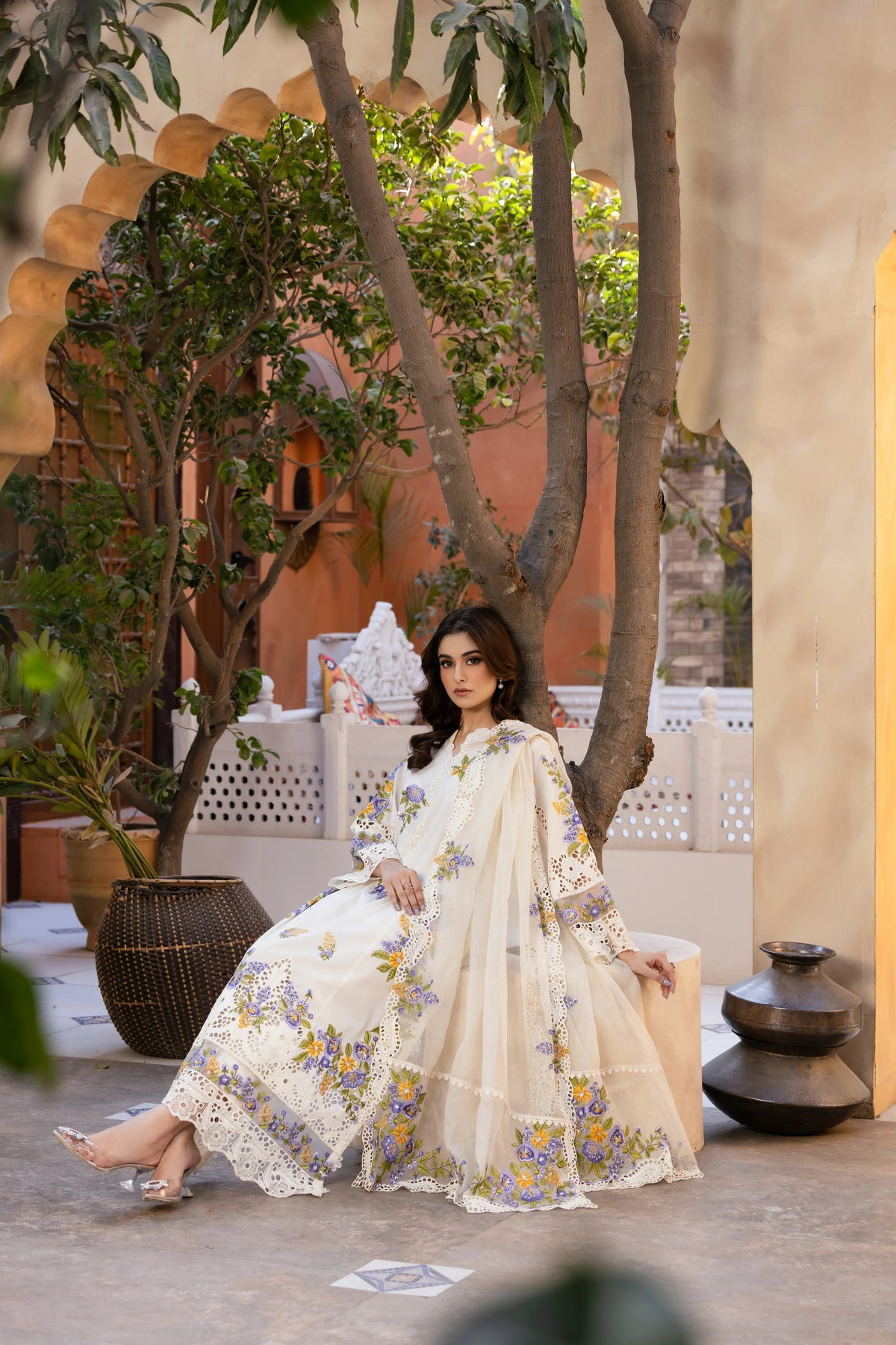 Ivory Bloom Unstitched 3 Pc Lawn