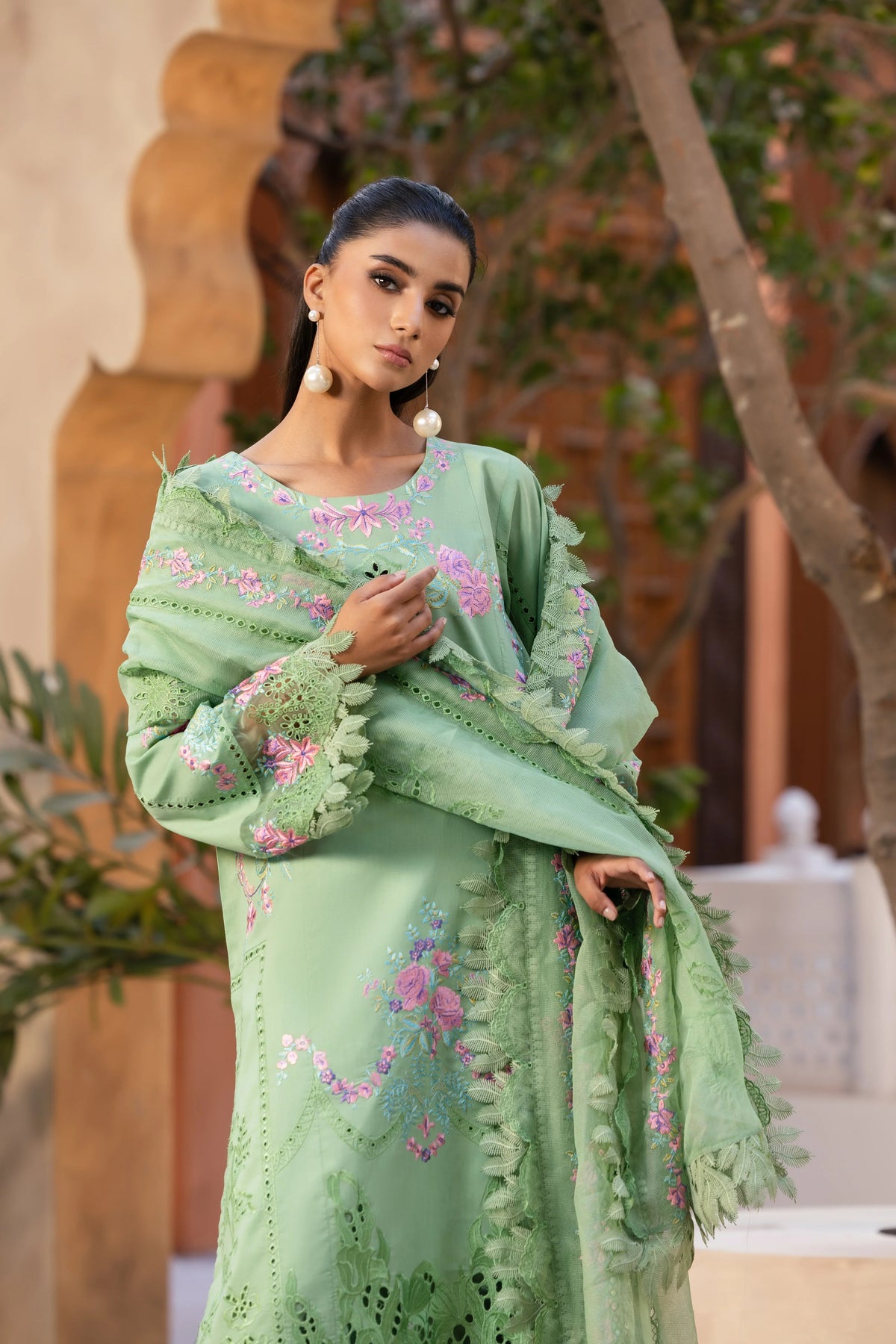 Zamurd A Timeless Mint Green Elegance
