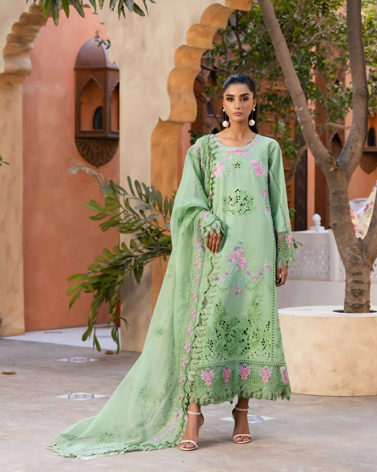Zamurd A Timeless Mint Green Elegance