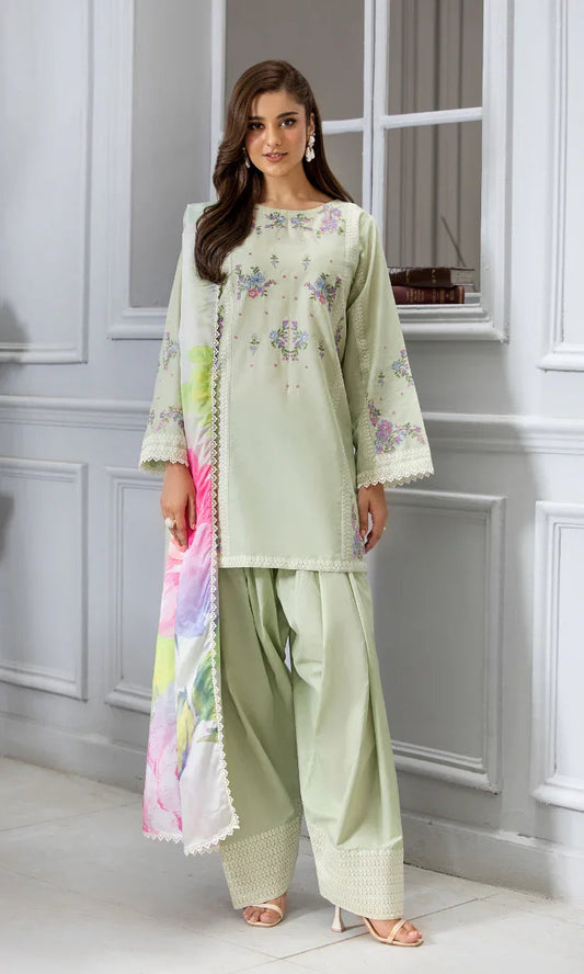 Chashm e Naaz Elegance in Every Thread